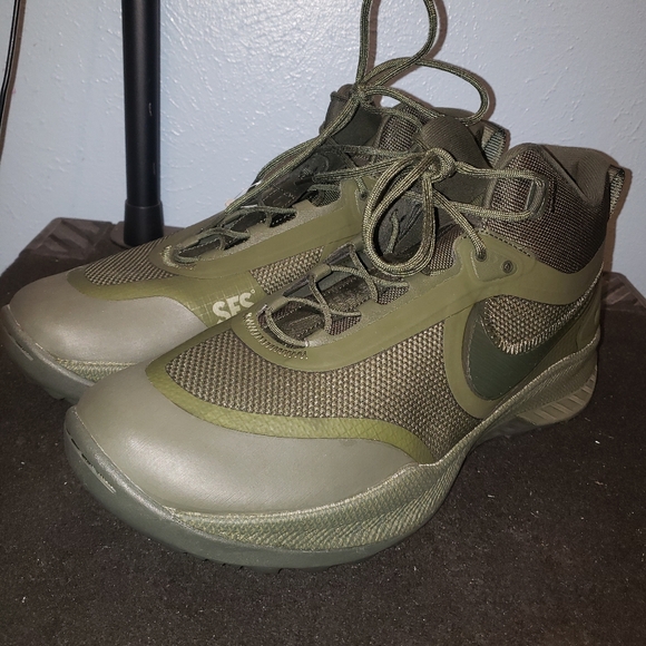  Nike React SFS Carbon Hiking Trail Shoes Mens 14 Green Sequoia - Picture 3 of 9